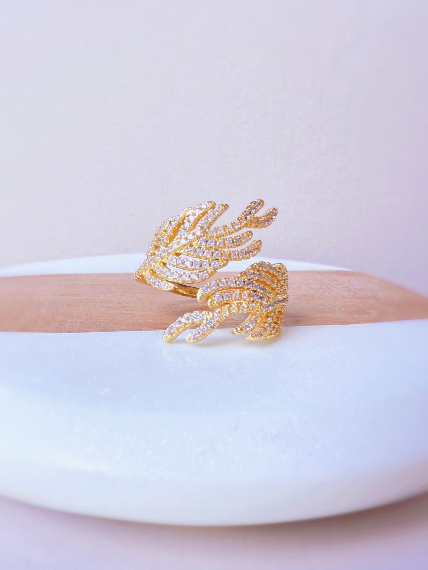 CORAL GLAM RING
