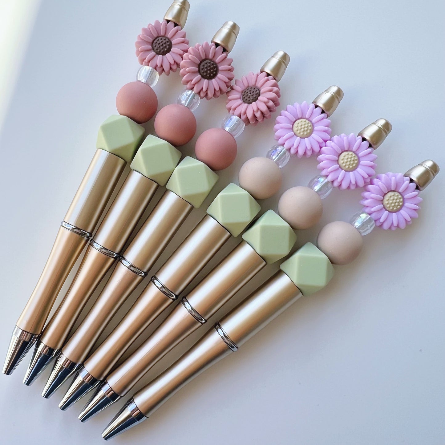 DECORATIVE PEN ~ Daisy