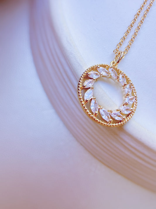 CRYSTAL LOOP