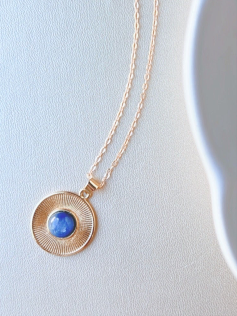 MEDALLION BLUE STONE