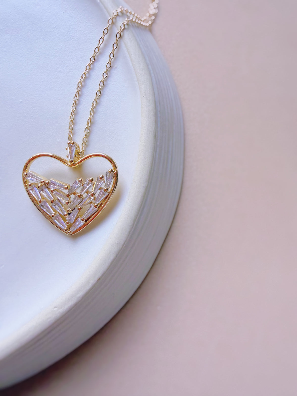 MODERN HEART